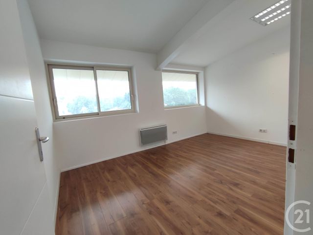 entreprise à louer - 80.0 m2 - POISY - 74 - RHONE-ALPES - Century 21 Cd Immo