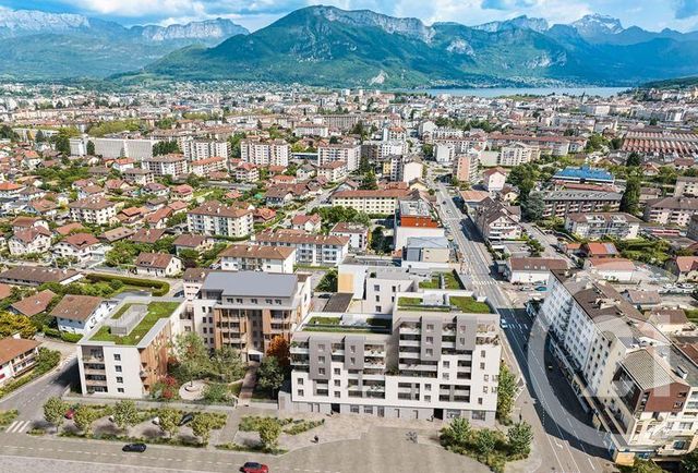 Appartement T4 à vendre - 4 pièces - 81.7 m2 - ANNECY - 74 - RHONE-ALPES - Century 21 Cd Immo