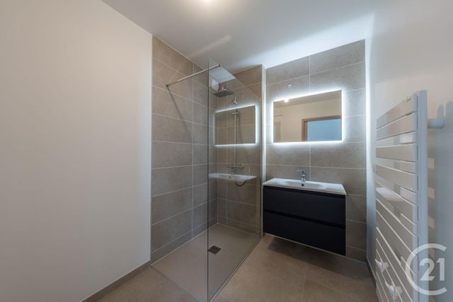 Appartement T4 à vendre - 4 pièces - 97.41 m2 - ANNECY LE VIEUX - 74 - RHONE-ALPES - Century 21 Cd Immo