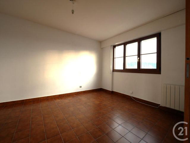 Appartement T4 à vendre - 4 pièces - 87.03 m2 - ANNECY - 74 - RHONE-ALPES - Century 21 Cd Immo