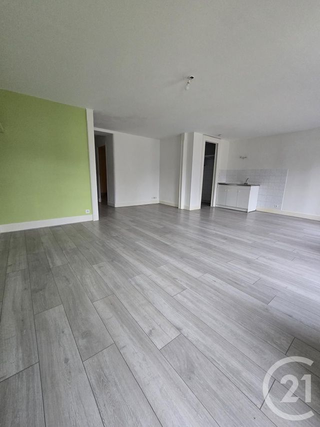 Appartement T3 à louer - 3 pièces - 93.26 m2 - ALBY SUR CHERAN - 74 - RHONE-ALPES - Century 21 Cd Immo