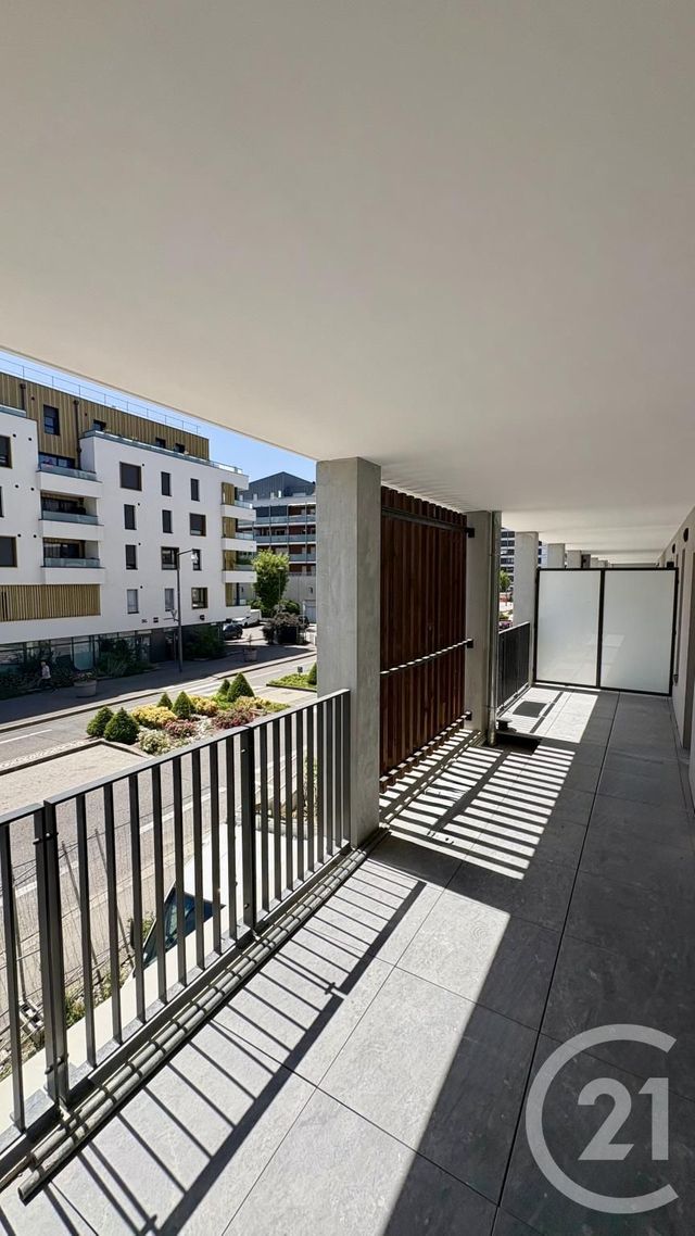 Appartement T3 à vendre - 3 pièces - 74.36 m2 - 74 - RHONE-ALPES - Century 21 Cd Immo