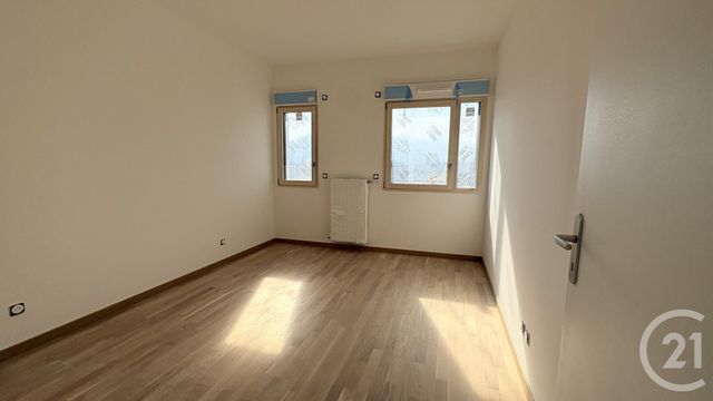 Appartement T3 à vendre - 3 pièces - 67.57 m2 - MEYTHET - 74 - RHONE-ALPES - Century 21 Cd Immo