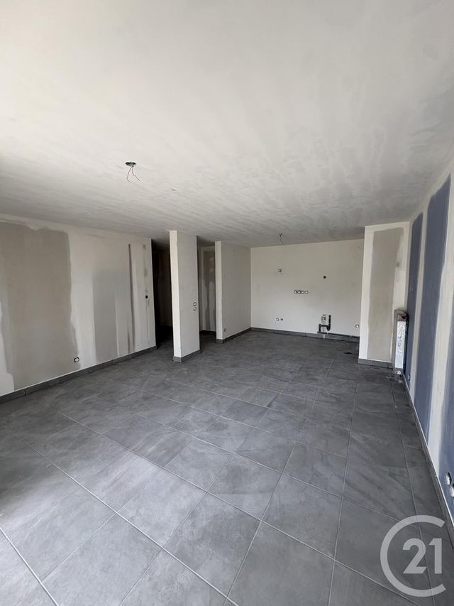 Appartement T3 à vendre - 3 pièces - 72.45 m2 - MEYTHET - 74 - RHONE-ALPES - Century 21 Cd Immo