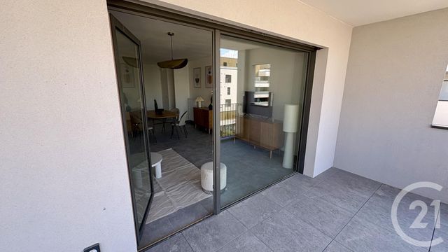Appartement T3 à vendre - 3 pièces - 72.45 m2 - MEYTHET - 74 - RHONE-ALPES - Century 21 Cd Immo