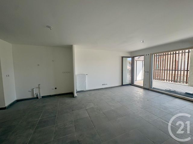 Appartement T4 à vendre - 4 pièces - 79.91 m2 - MEYTHET - 74 - RHONE-ALPES - Century 21 Cd Immo