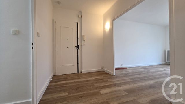 Appartement F3 à louer - 3 pièces - 80.0 m2 - ANNECY - 74 - RHONE-ALPES - Century 21 Cd Immo