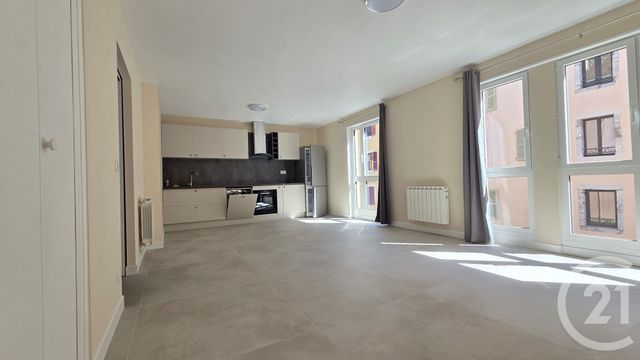 Appartement T4 à louer - 4 pièces - 86.36 m2 - ANNECY - 74 - RHONE-ALPES - Century 21 Cd Immo