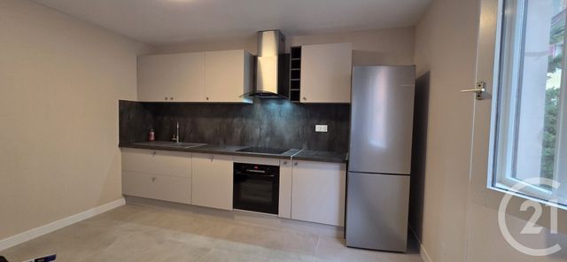 Appartement T4 à louer - 4 pièces - 86.36 m2 - ANNECY - 74 - RHONE-ALPES - Century 21 Cd Immo