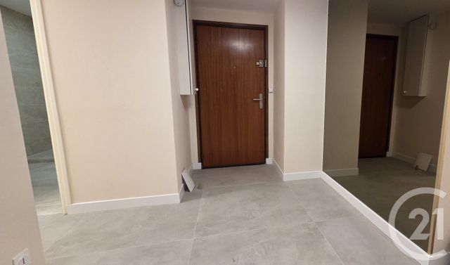 Appartement T4 à louer - 4 pièces - 86.36 m2 - ANNECY - 74 - RHONE-ALPES - Century 21 Cd Immo
