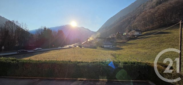 Appartement F4 à louer - 4 pièces - 86.0 m2 - THONES - 74 - RHONE-ALPES - Century 21 Cd Immo