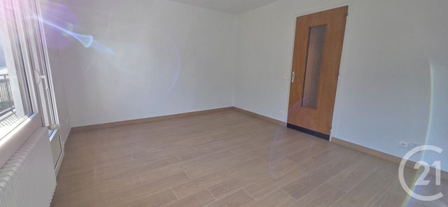 Appartement F4 à louer - 4 pièces - 86.0 m2 - THONES - 74 - RHONE-ALPES - Century 21 Cd Immo