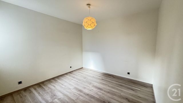 Appartement T4 à vendre - 4 pièces - 87.83 m2 - ANNECY - 74 - RHONE-ALPES - Century 21 Cd Immo