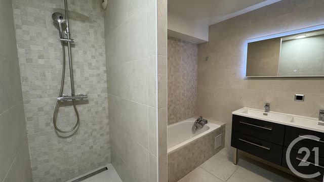 Appartement T4 à vendre - 4 pièces - 87.83 m2 - ANNECY - 74 - RHONE-ALPES - Century 21 Cd Immo