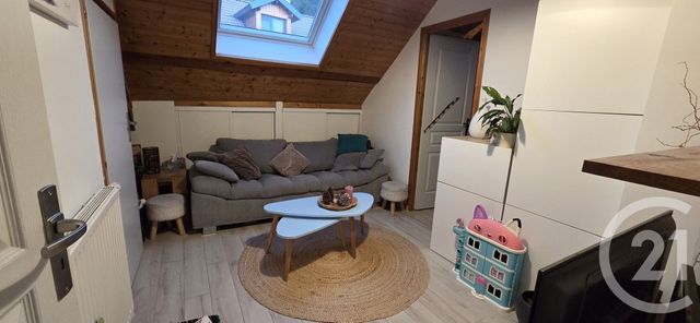 Appartement à louer - 5 pièces - 66.61 m2 - GRUFFY - 74 - RHONE-ALPES - Century 21 Cd Immo