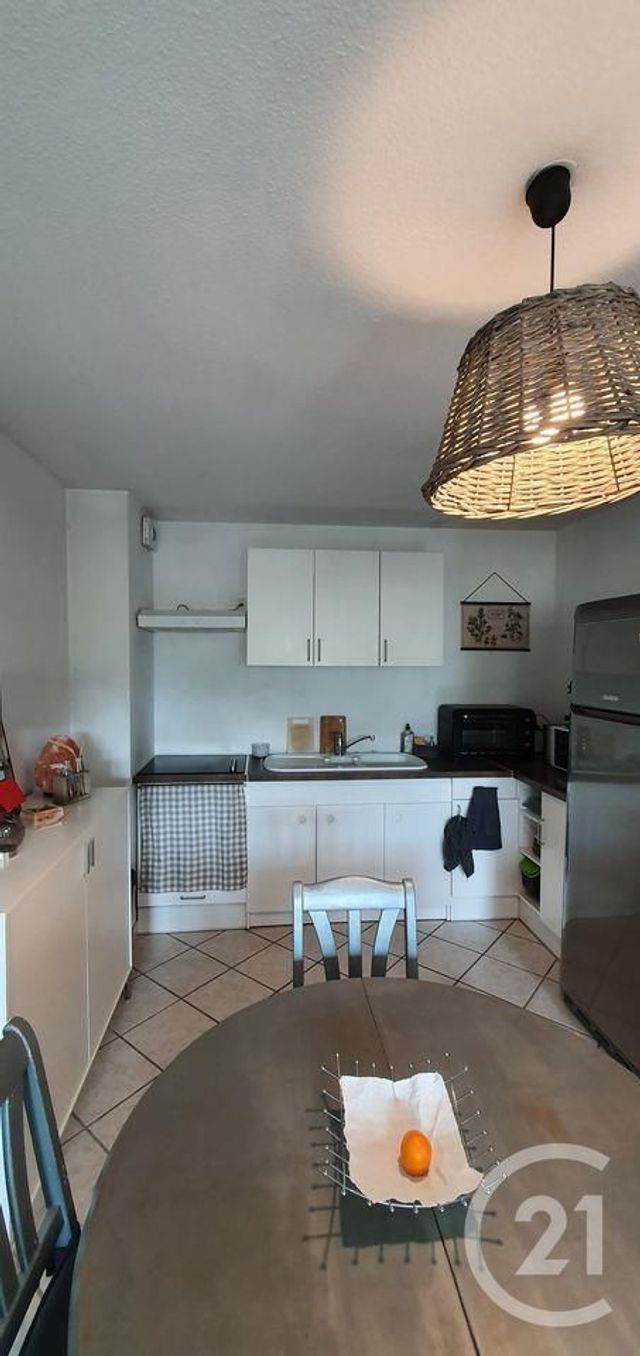 Appartement F3 à louer - 3 pièces - 57.4 m2 - RUMILLY - 74 - RHONE-ALPES - Century 21 Cd Immo