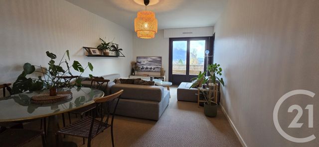 Appartement à louer - 2 pièces - 63.46 m2 - ANNECY LE VIEUX - 74 - RHONE-ALPES - Century 21 Cd Immo