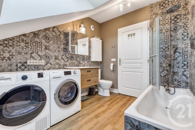 Appartement T4 à vendre - 4 pièces - 101.95 m2 - LA BALME DE SILLINGY - 74 - RHONE-ALPES - Century 21 Cd Immo