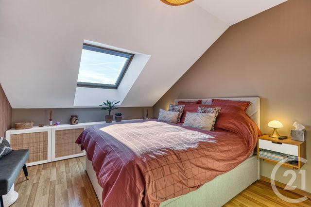 Appartement T4 à vendre - 4 pièces - 101.95 m2 - LA BALME DE SILLINGY - 74 - RHONE-ALPES - Century 21 Cd Immo