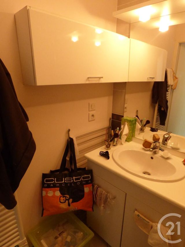 Appartement F2 à louer - 2 pièces - 45.27 m2 - SEVRIER - 74 - RHONE-ALPES - Century 21 Cd Immo