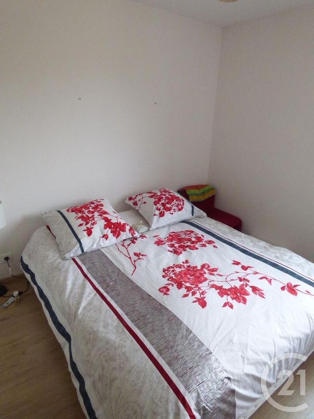 Appartement F2 à louer - 2 pièces - 45.27 m2 - SEVRIER - 74 - RHONE-ALPES - Century 21 Cd Immo