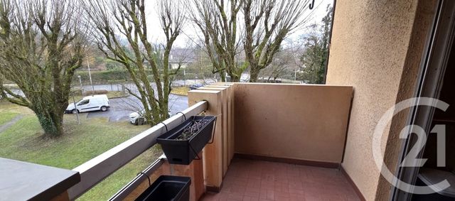 Appartement F2 à louer - 2 pièces - 78.81 m2 - RUMILLY - 74 - RHONE-ALPES - Century 21 Cd Immo