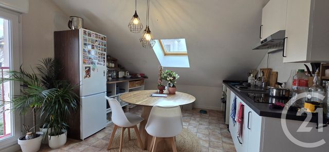 Appartement F1 bis à louer - 2 pièces - 32.5 m2 - ANNECY - 74 - RHONE-ALPES - Century 21 Cd Immo