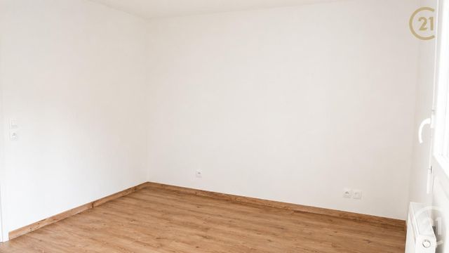 Appartement F2 à vendre - 2 pièces - 51.67 m2 - RUMILLY - 74 - RHONE-ALPES - Century 21 Cd Immo