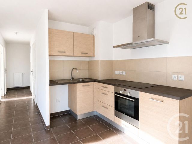 Appartement F2 à vendre - 2 pièces - 51.67 m2 - RUMILLY - 74 - RHONE-ALPES - Century 21 Cd Immo
