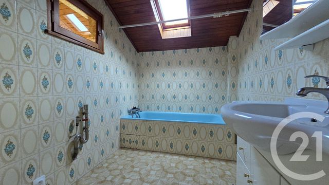 Appartement F3 à louer - 3 pièces - 82.68 m2 - SILLINGY - 74 - RHONE-ALPES - Century 21 Cd Immo