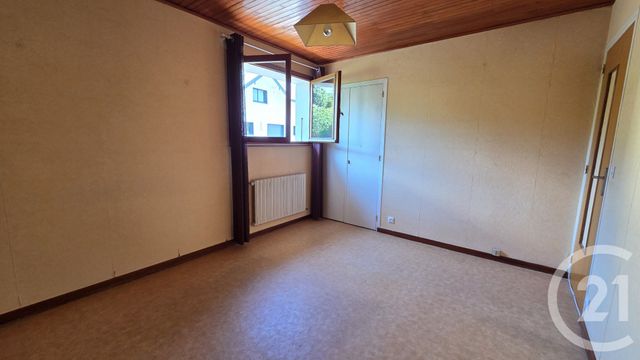 Appartement F3 à louer - 3 pièces - 82.68 m2 - SILLINGY - 74 - RHONE-ALPES - Century 21 Cd Immo