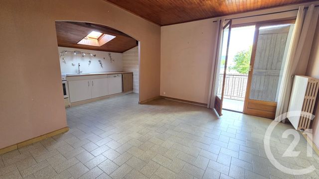 Appartement F3 à louer - 3 pièces - 82.68 m2 - SILLINGY - 74 - RHONE-ALPES - Century 21 Cd Immo