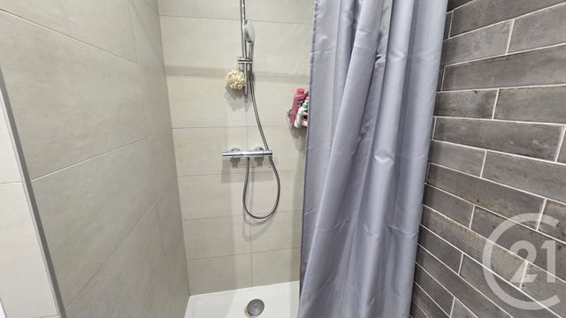 Appartement F1 à louer - 1 pièce - 37.5 m2 - ANNECY LE VIEUX - 74 - RHONE-ALPES - Century 21 Cd Immo