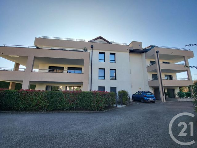 Appartement T3 à louer - 3 pièces - 81.14 m2 - RUMILLY - 74 - RHONE-ALPES - Century 21 Cd Immo