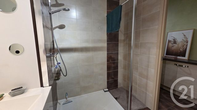 Appartement T3 à louer - 3 pièces - 81.14 m2 - RUMILLY - 74 - RHONE-ALPES - Century 21 Cd Immo