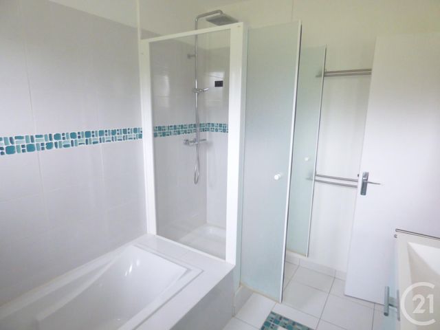 maison à louer - 6 pièces - 139.58 m2 - VALLIERES - 74 - RHONE-ALPES - Century 21 Cd Immo