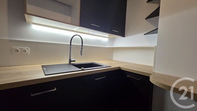 Appartement F3 à louer - 3 pièces - 61.12 m2 - CRAN GEVRIER - 74 - RHONE-ALPES - Century 21 Cd Immo