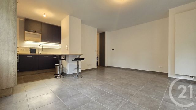 Appartement F3 à louer - 3 pièces - 61.12 m2 - CRAN GEVRIER - 74 - RHONE-ALPES - Century 21 Cd Immo