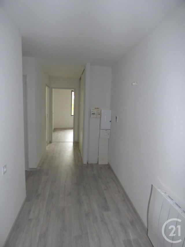 Appartement F2 à louer - 2 pièces - 54.76 m2 - RUMILLY - 74 - RHONE-ALPES - Century 21 Cd Immo