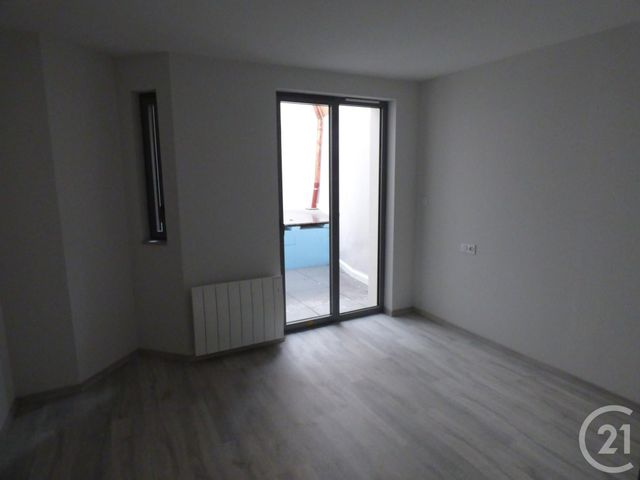 Appartement F2 à louer - 2 pièces - 54.76 m2 - RUMILLY - 74 - RHONE-ALPES - Century 21 Cd Immo