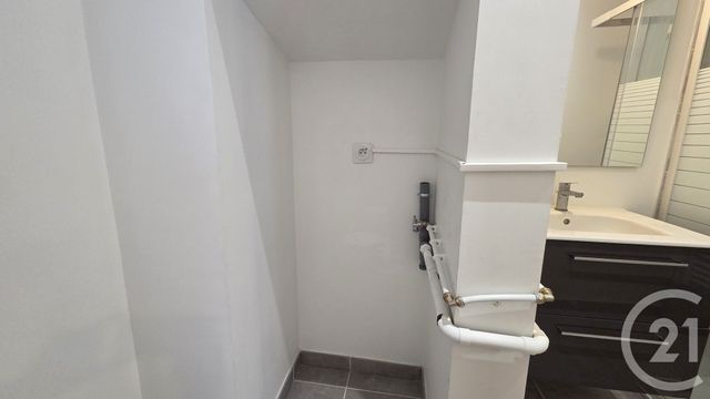 Appartement F2 à louer - 2 pièces - 30.1 m2 - ANNECY - 74 - RHONE-ALPES - Century 21 Cd Immo