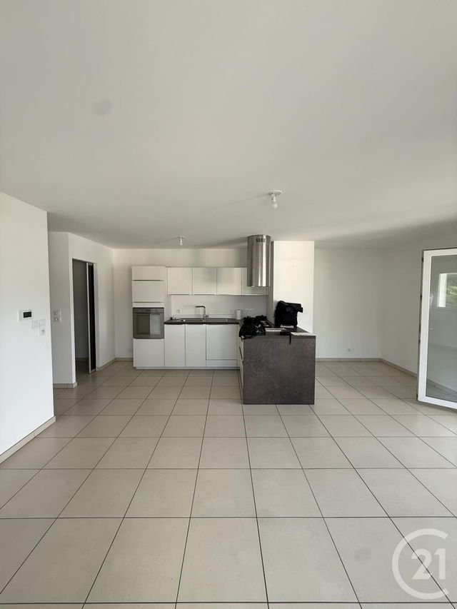 Appartement F4 à vendre - 4 pièces - 84.43 m2 - POISY - 74 - RHONE-ALPES - Century 21 Cd Immo