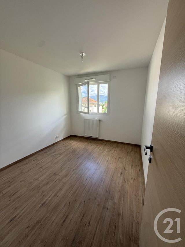 Appartement F4 à vendre - 4 pièces - 84.43 m2 - POISY - 74 - RHONE-ALPES - Century 21 Cd Immo