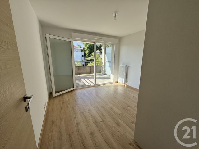 Appartement F4 à vendre - 4 pièces - 84.43 m2 - POISY - 74 - RHONE-ALPES - Century 21 Cd Immo