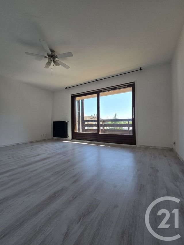 Appartement F2 à louer - 2 pièces - 55.39 m2 - RUMILLY - 74 - RHONE-ALPES - Century 21 Cd Immo