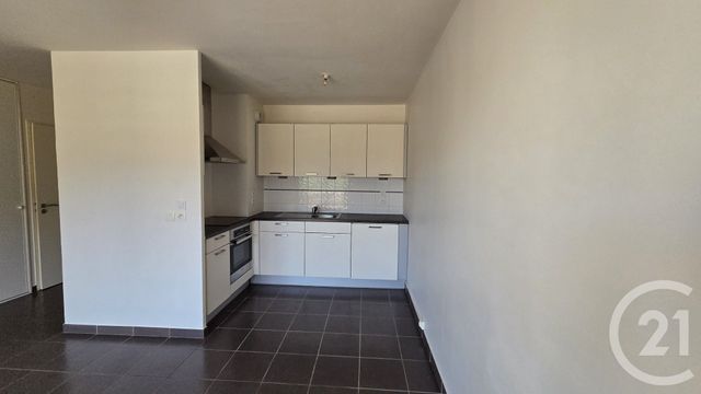 Appartement F2 à louer - 2 pièces - 45.75 m2 - SEYNOD - 74 - RHONE-ALPES - Century 21 Cd Immo