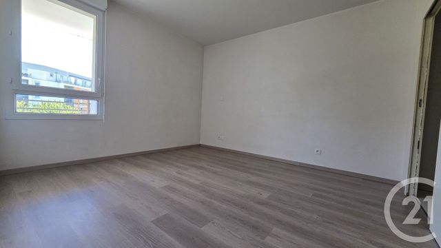 Appartement F2 à louer - 2 pièces - 45.75 m2 - SEYNOD - 74 - RHONE-ALPES - Century 21 Cd Immo