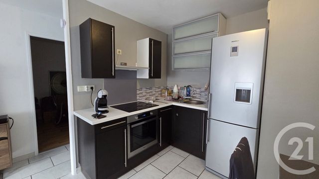 Appartement F2 à louer - 3 pièces - 48.04 m2 - RUMILLY - 74 - RHONE-ALPES - Century 21 Cd Immo
