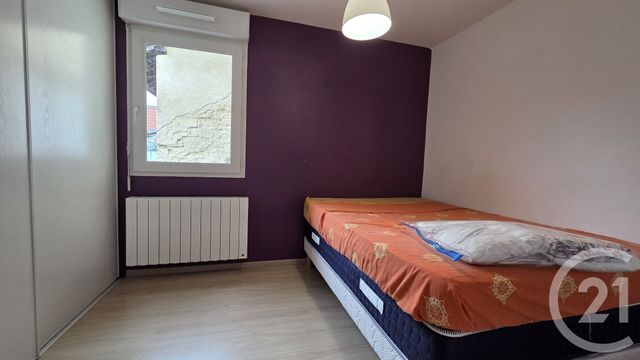 Appartement F2 à louer - 3 pièces - 48.04 m2 - RUMILLY - 74 - RHONE-ALPES - Century 21 Cd Immo