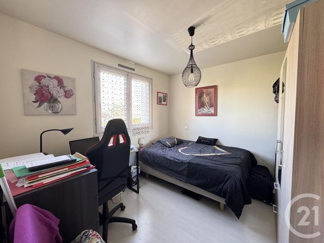 Appartement à vendre - 3 pièces - 83.95 m2 - MEYTHET - 74 - RHONE-ALPES - Century 21 Cd Immo